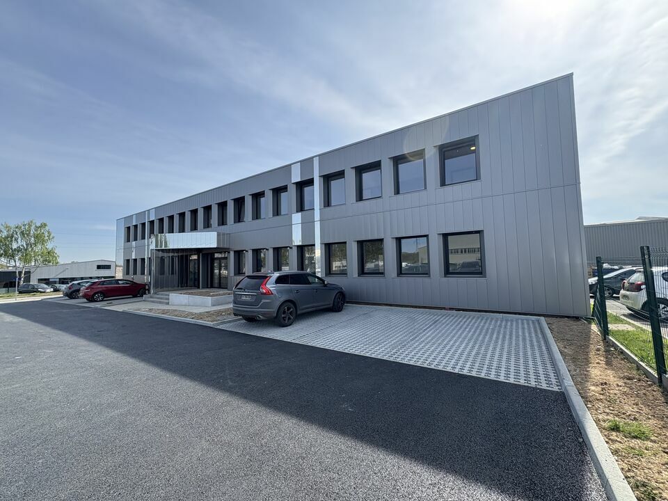 AXIO PRO LOCATION-BUREAUX-LE_RHEU-35