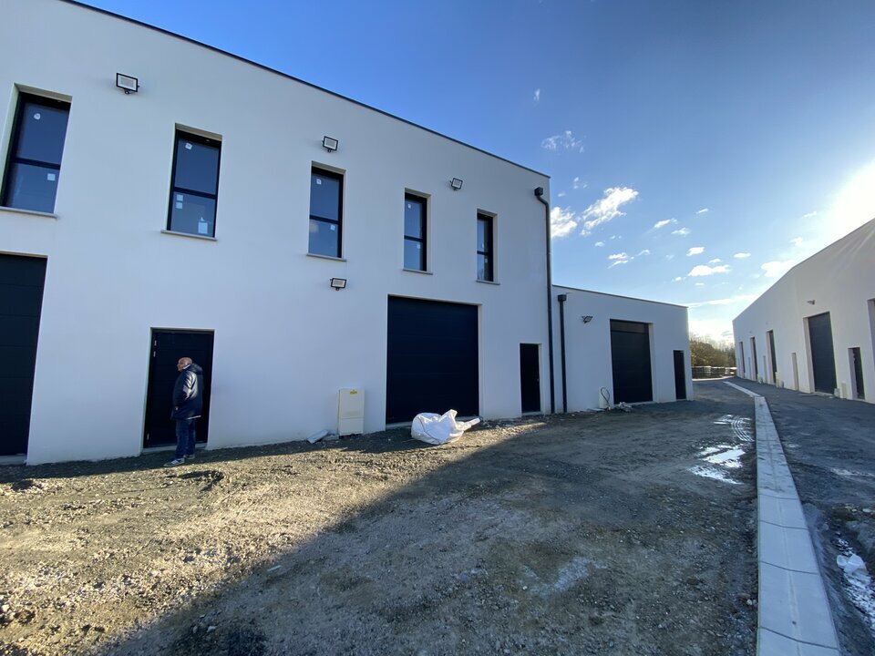 AXIO PRO LOCATION-LOCAL D'ACTIVITE-NOYAL_CHATILLON_SUR_SEICHE-35