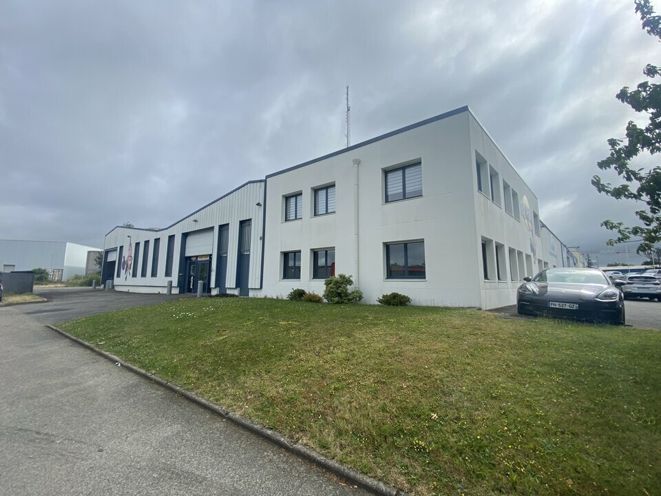 AXIO PRO VENTE-LOCAL D'ACTIVITE-CESSON_SEVIGNE-35