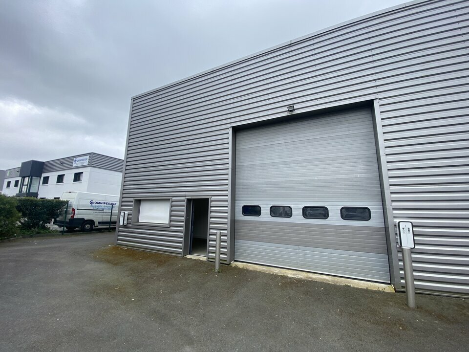 AXIO PRO LOCATION-LOCAL D'ACTIVITE-VERN_SUR_SEICHE-35