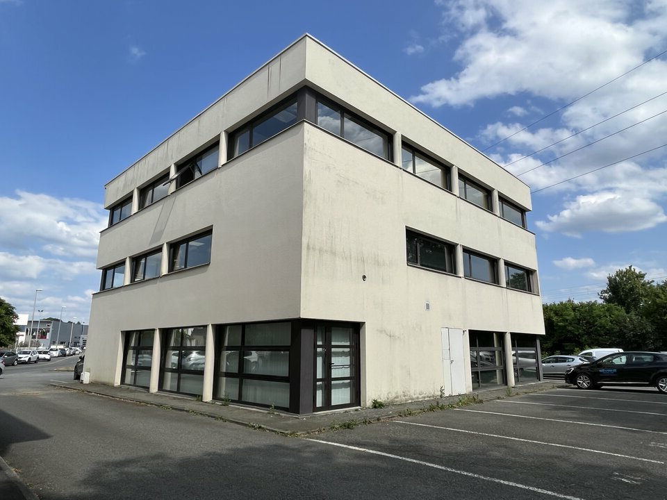 AXIO PRO LOCATION-BUREAUX-CESSON_SEVIGNE-35