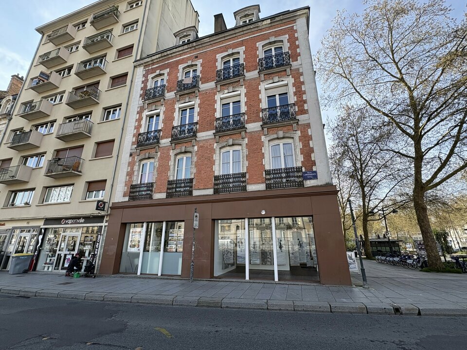 AXIO PRO LOCATION-LOCAL COMMERCIAL-RENNES-35