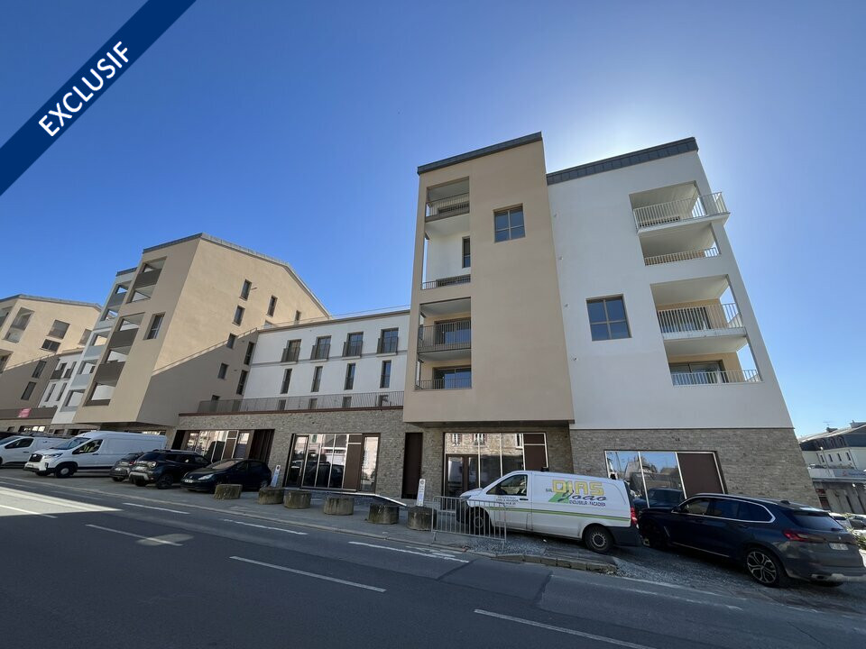 AXIO PRO LOCATION-LOCAL COMMERCIAL-VITRE-35