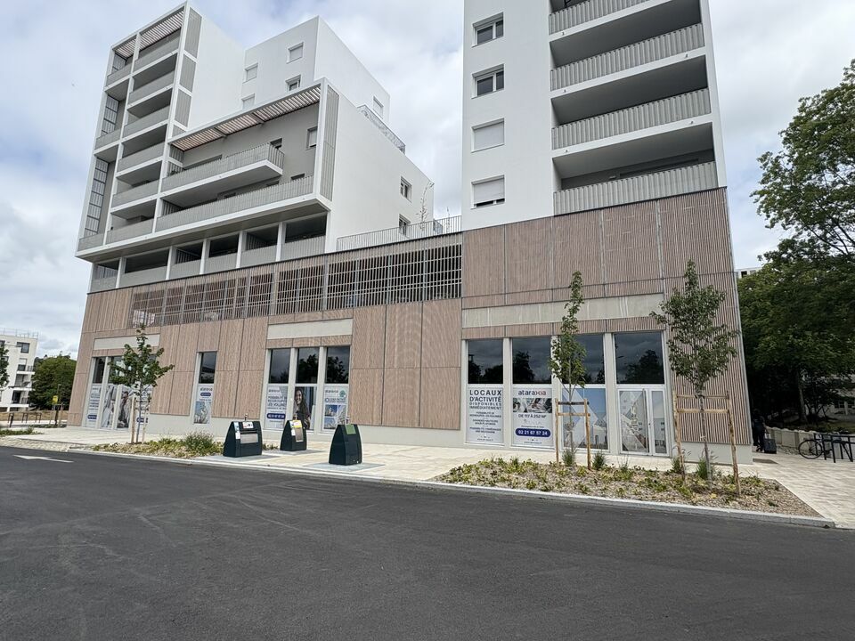 AXIO PRO VENTE-LOCAL COMMERCIAL-RENNES-35
