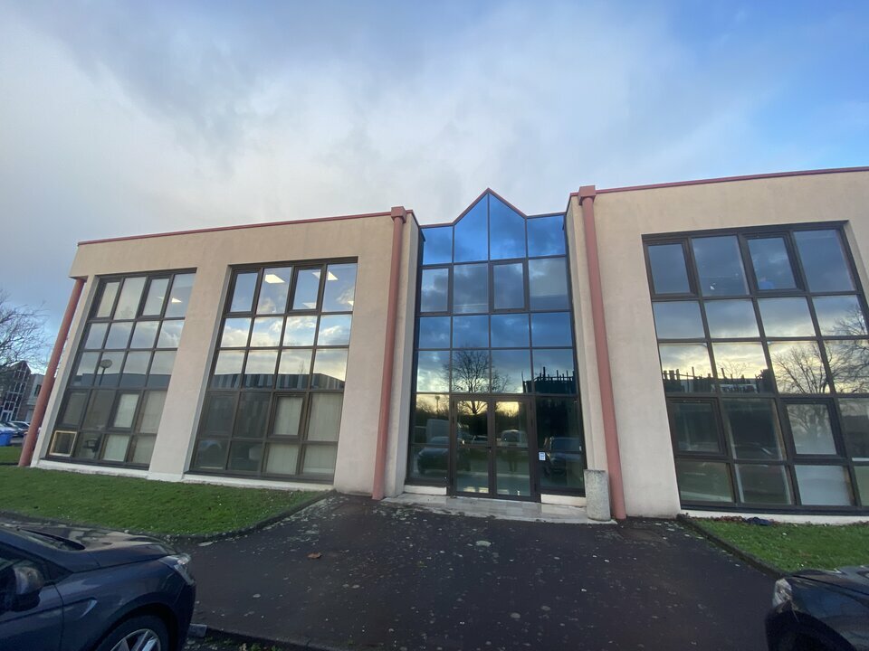 AXIO PRO LOCATION-BUREAUX-CESSON_SEVIGNE-35