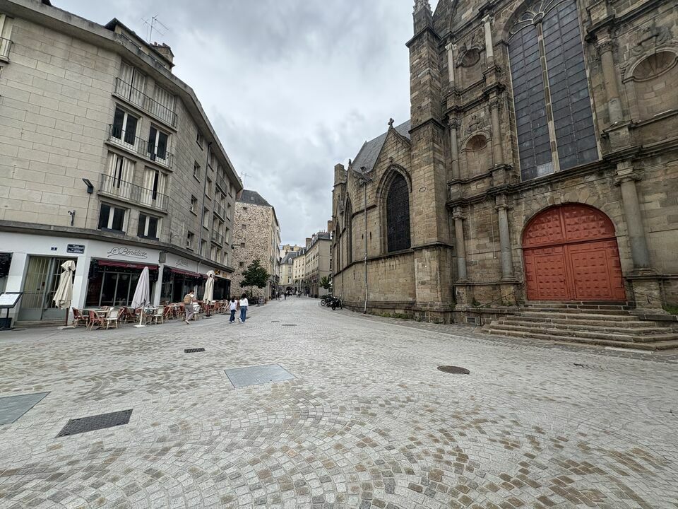 AXIO PRO CESSION-LOCAL COMMERCIAL-RENNES-35