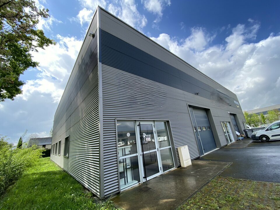 AXIO PRO LOCATION-LOCAL D'ACTIVITE-PACE-35