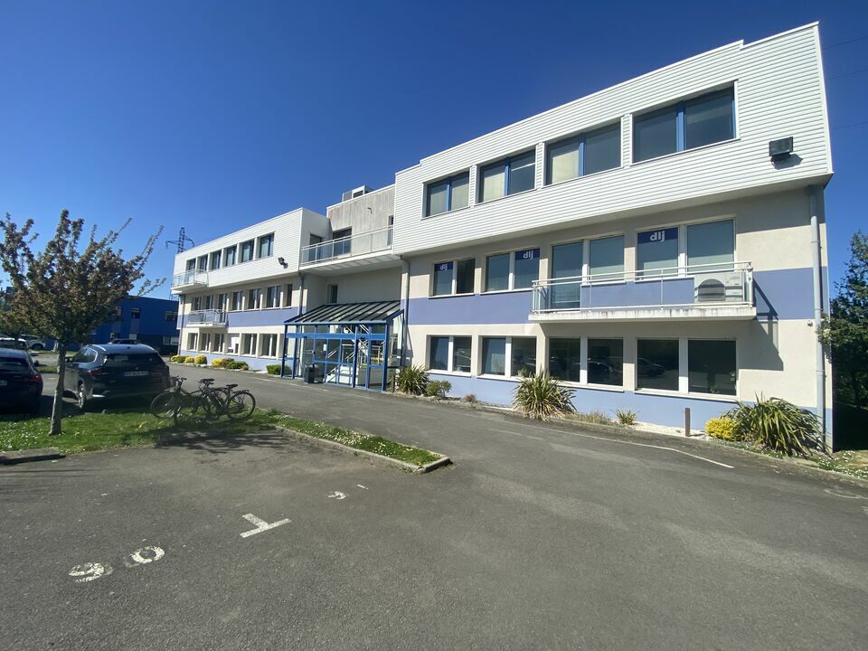 AXIO PRO LOCATION-BUREAUX-CESSON_SEVIGNE-35