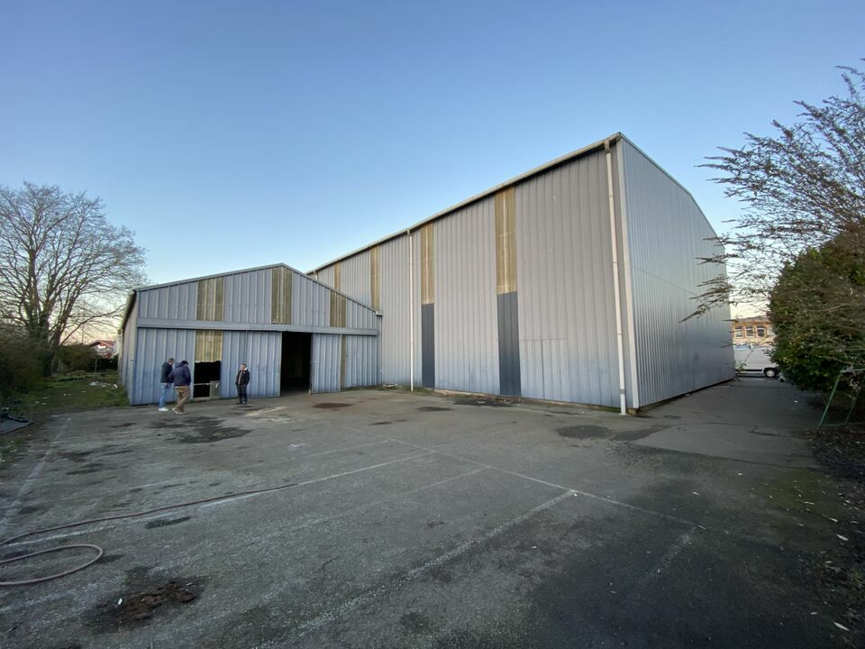 AXIO PRO LOCATION-LOCAL D'ACTIVITE-RENNES-35