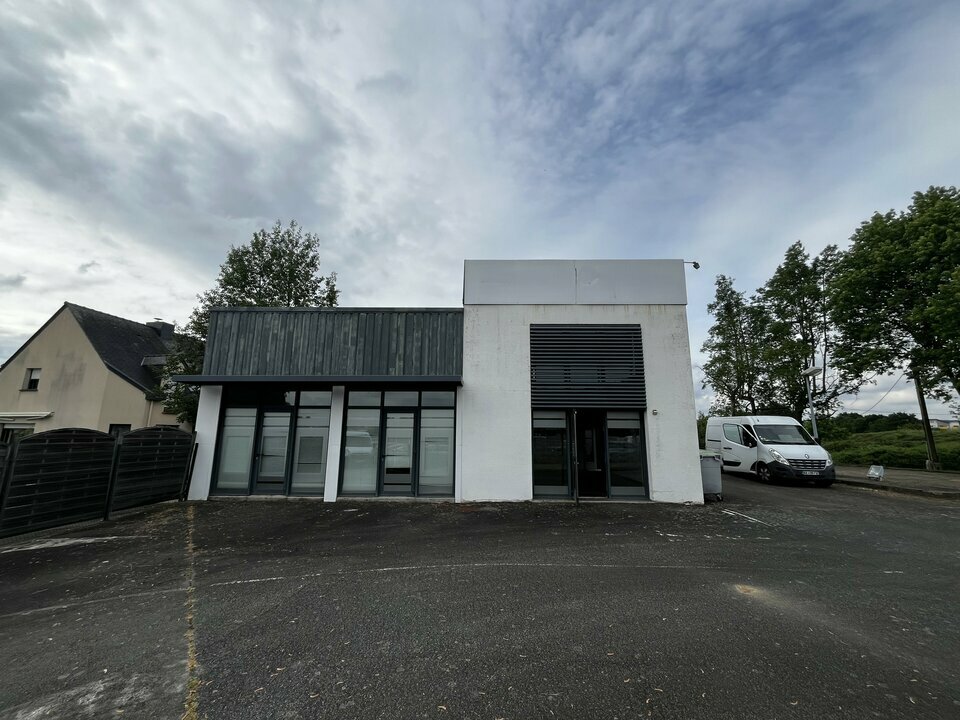 AXIO PRO LOCATION-BUREAUX-BRUZ-35