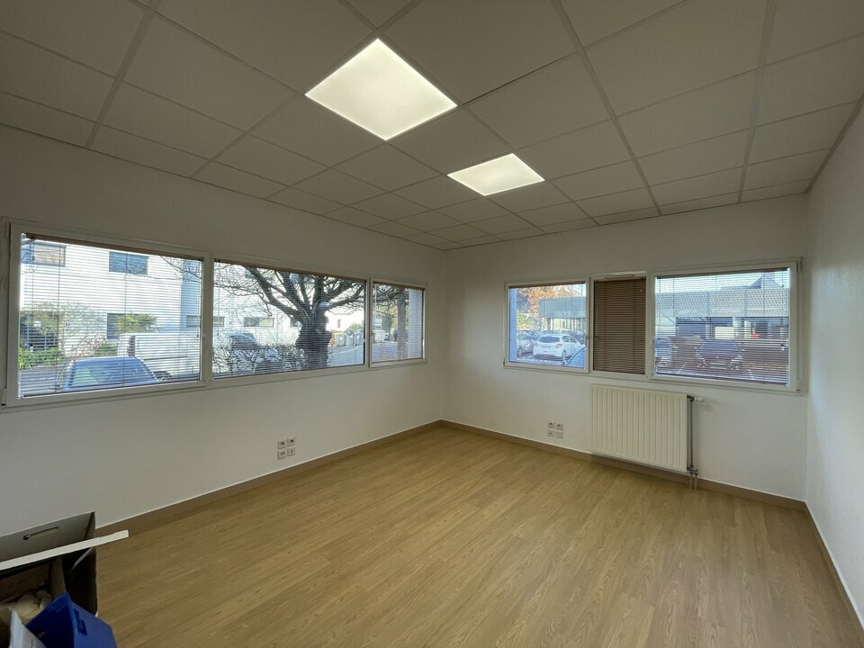 AXIO PRO LOCATION-BUREAUX-SAINT_GREGOIRE-35