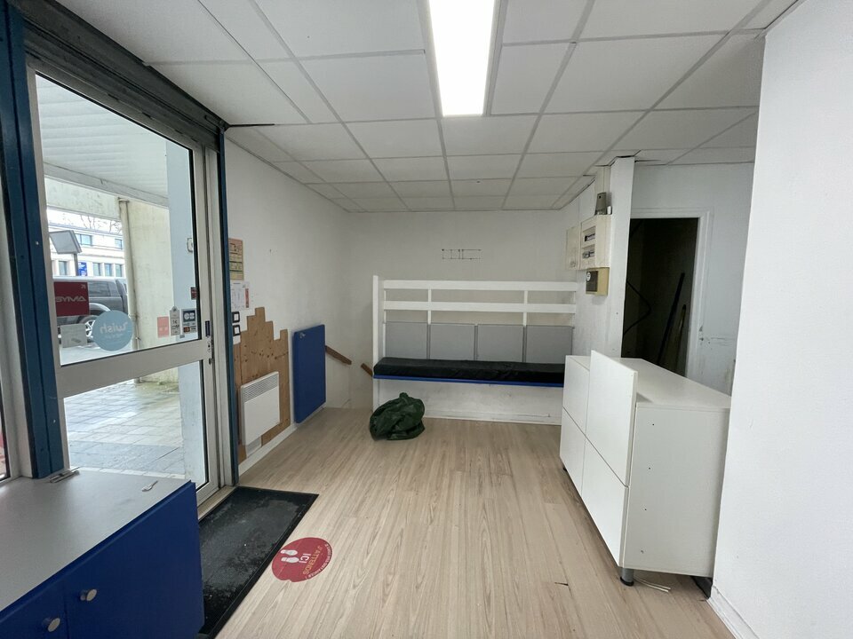 IMMOBILIERE LORIENT LOCATION-LOCAL COMMERCIAL-LANESTER-56