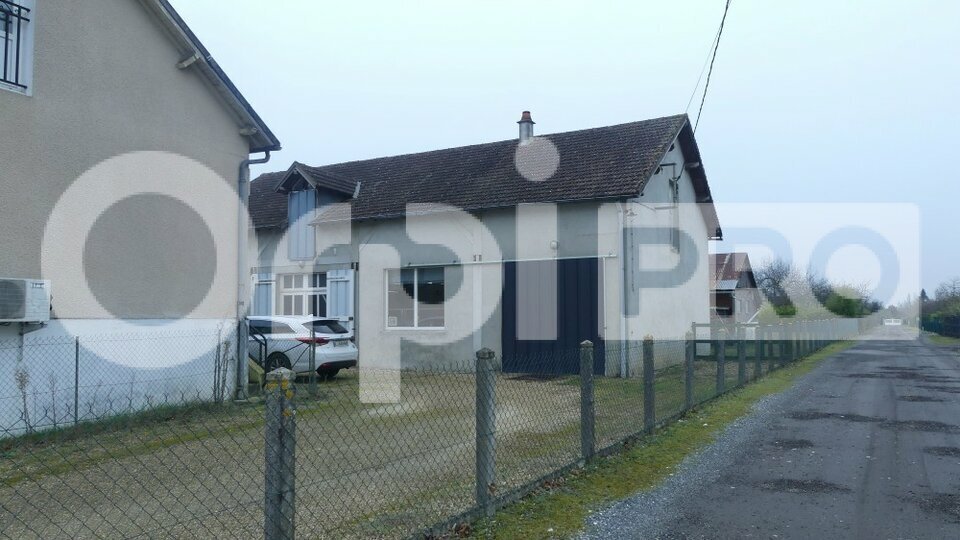 ORPI IMMOBILIER DU REMPART VENTE-BUREAUX-AUBIGNY-SUR-NERE-18