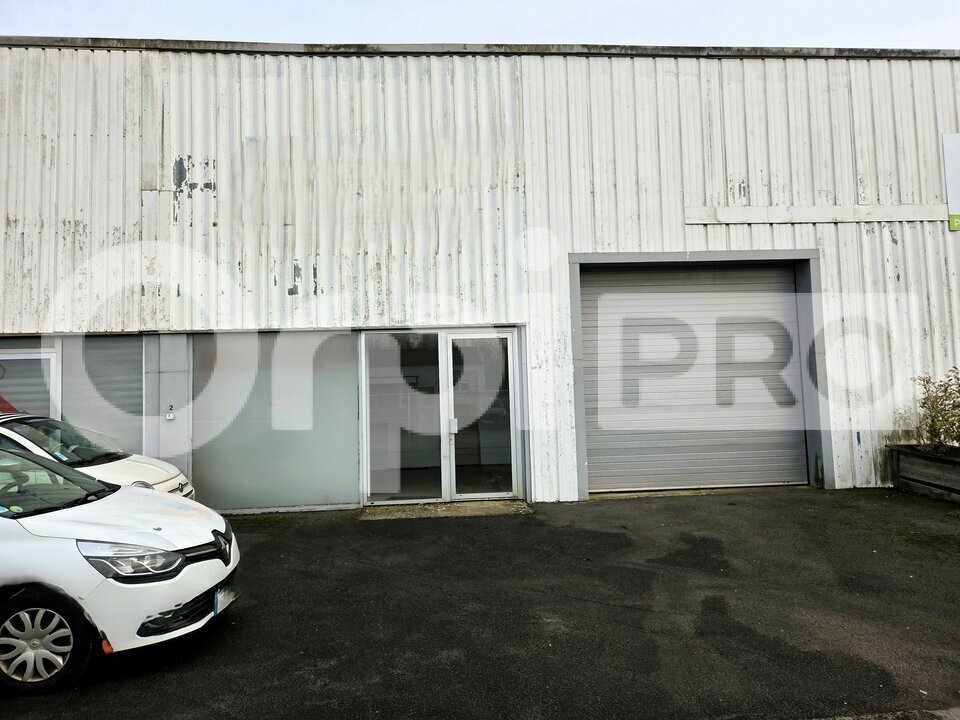 ORPI NA AND CO IMMOBILIER LOCATION-LOCAL D'ACTIVITE-SOISSONS-02