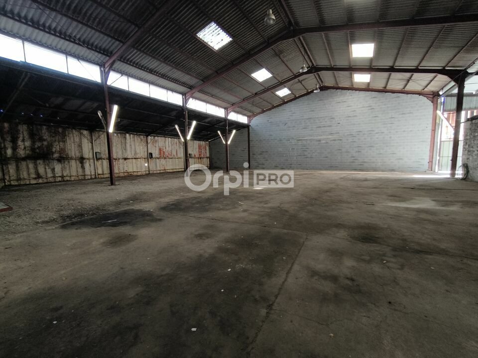 ORPI  BROUSSE IMMOBILIER LOCATION-ENTREPOT-BRIVE-LA-GAILLARDE-19
