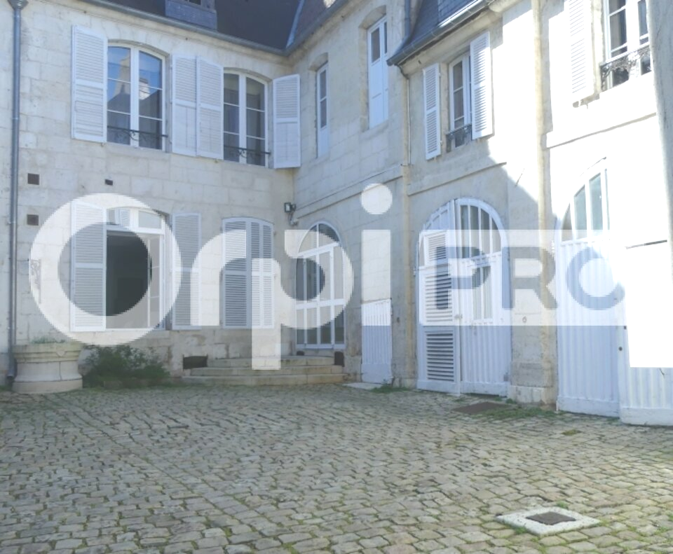 ORPI IMMOBILIER DU REMPART LOCATION-BUREAUX-BOURGES-18