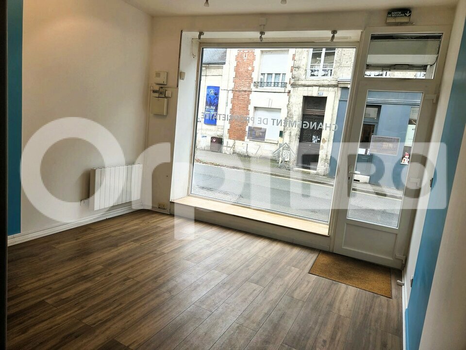 ORPI NA AND CO IMMOBILIER LOCATION-LOCAL COMMERCIAL-SOISSONS-02