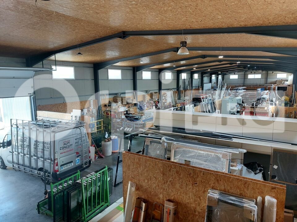 ORPI AGENCE R BASSANELLI VENTE-LOCAL D'ACTIVITE-SISTERON-04