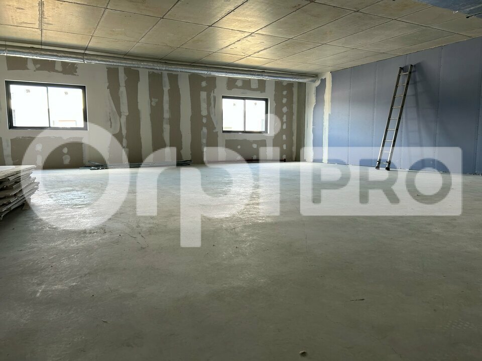 ORPI AGENCE R BASSANELLI LOCATION-BUREAUX-SISTERON-04