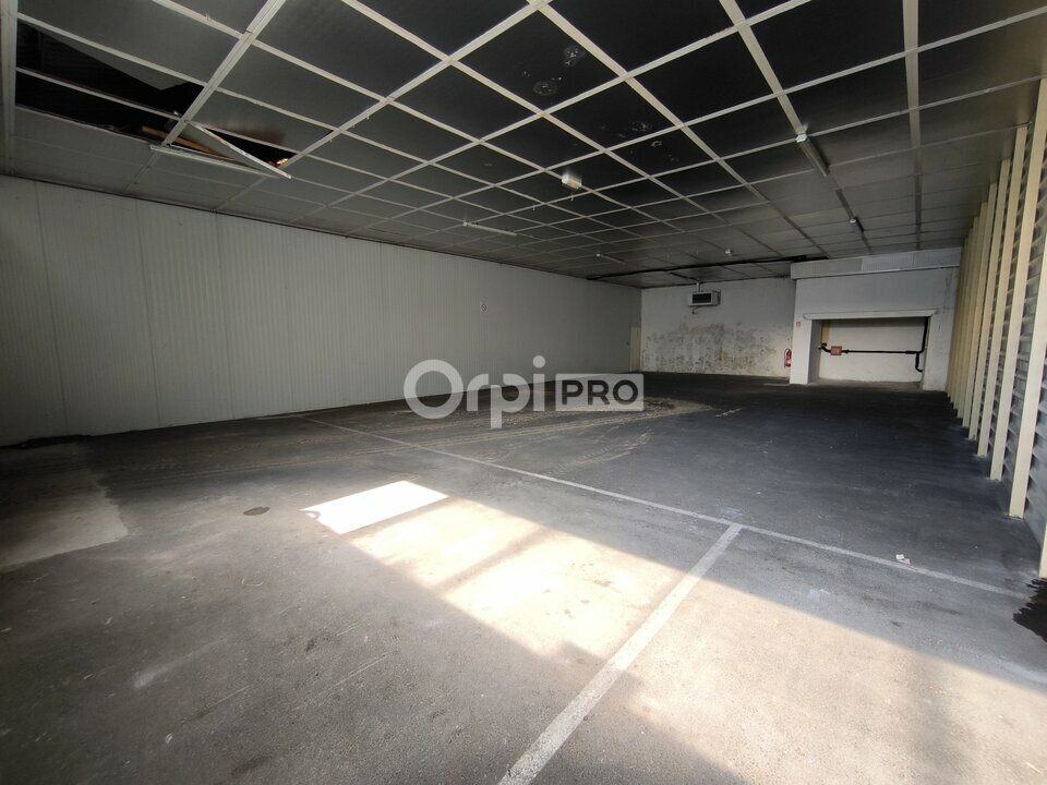 ORPI  BROUSSE IMMOBILIER LOCATION-ENTREPOT-BRIVE-LA-GAILLARDE-19