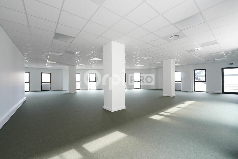 ORPI MYRIAD CONSEIL VENTE-BUREAUX-MONTLUEL-01