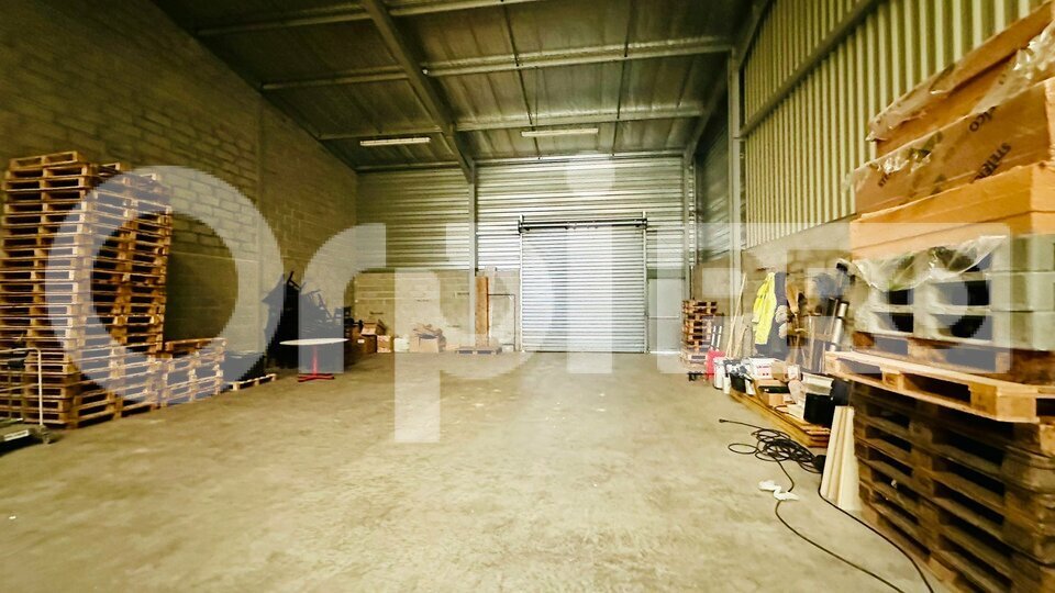 ORPI IMMO33 ENTREPRISE VENTE-LOCAL D'ACTIVITE-SAINT_JEAN_D'ILLAC-33