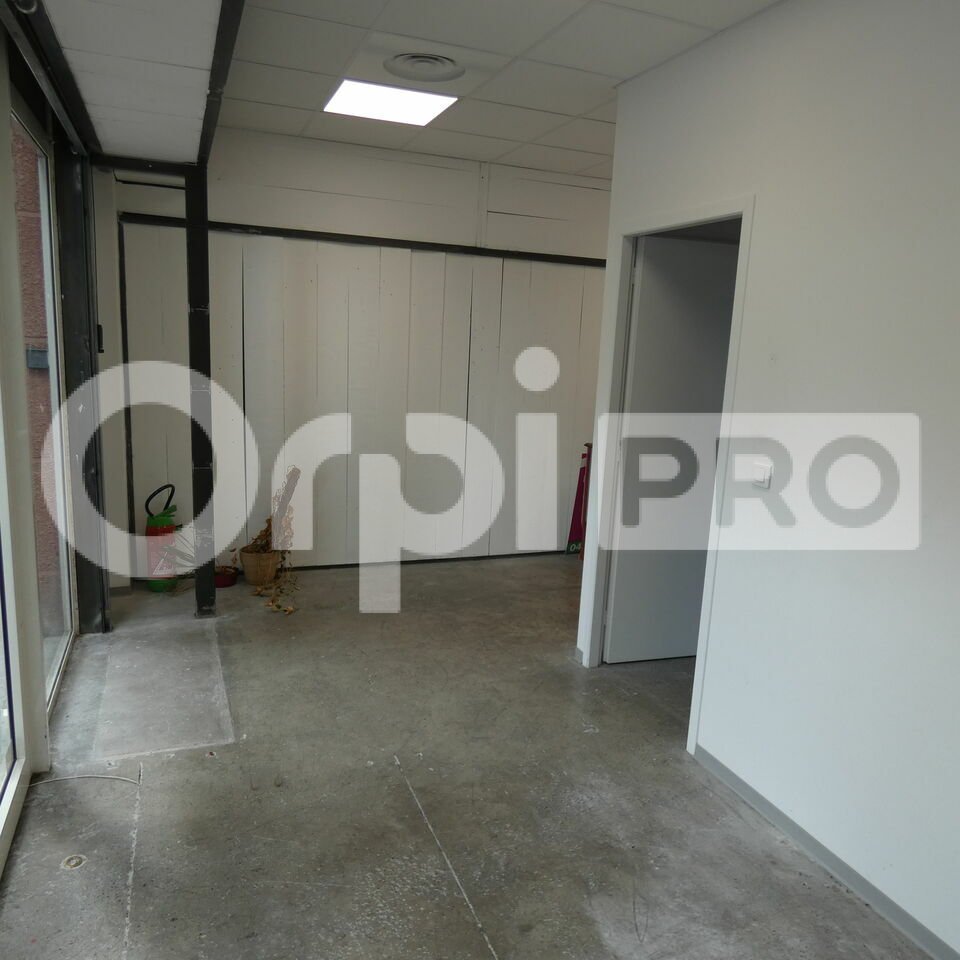 ORPI AGENCE R BASSANELLI LOCATION-LOCAL COMMERCIAL-MANOSQUE-04