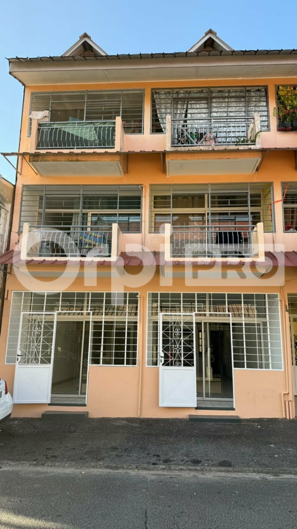 ORPI GCI LOCATION-BUREAUX-CAYENNE-97