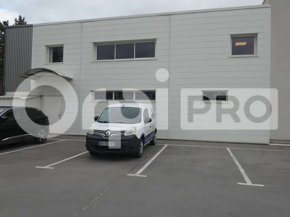 ORPI AGENCE R BASSANELLI VENTE-LOCAL COMMERCIAL-MANOSQUE-04