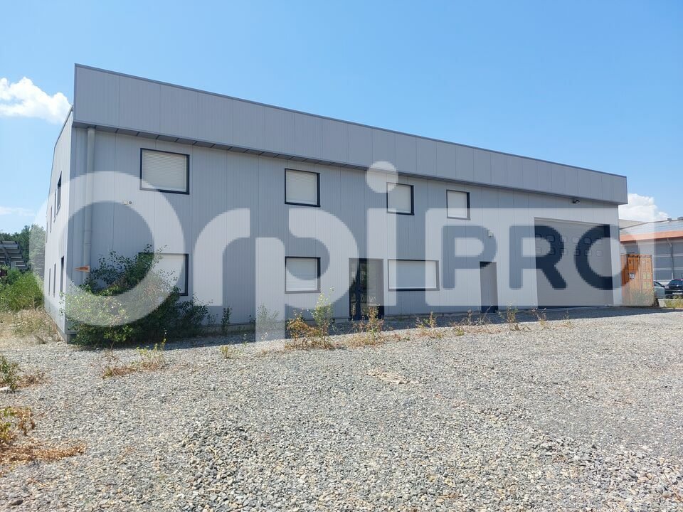 ORPI AGENCE R BASSANELLI LOCATION-LOCAL COMMERCIAL-AIGLUN-04