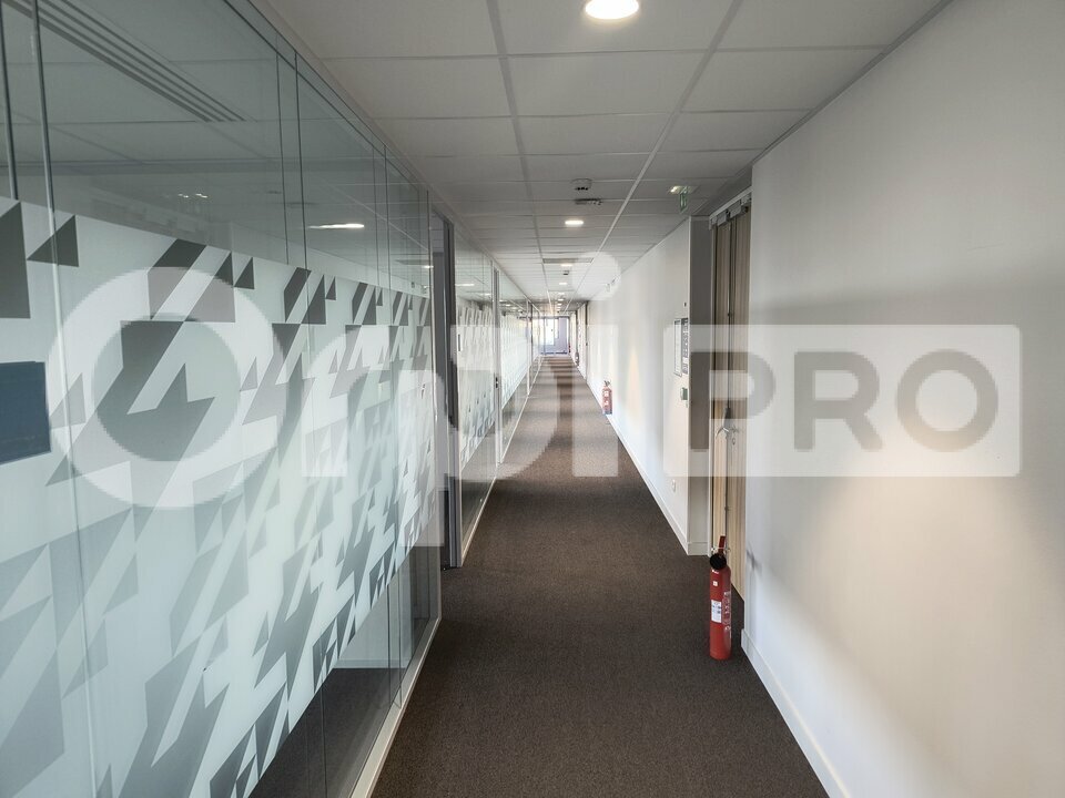 ORPI SARL COMPTOIR IMMOBILIER CHAMPENOIS LOCATION-BUREAUX-BEZANNES-51