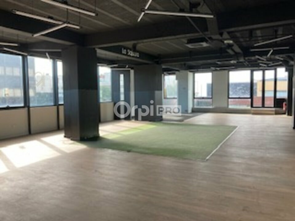 AGERIM CARRE D'OR LOCATION-LOCAL COMMERCIAL-SAINT_LAURENT_DU_VAR-06