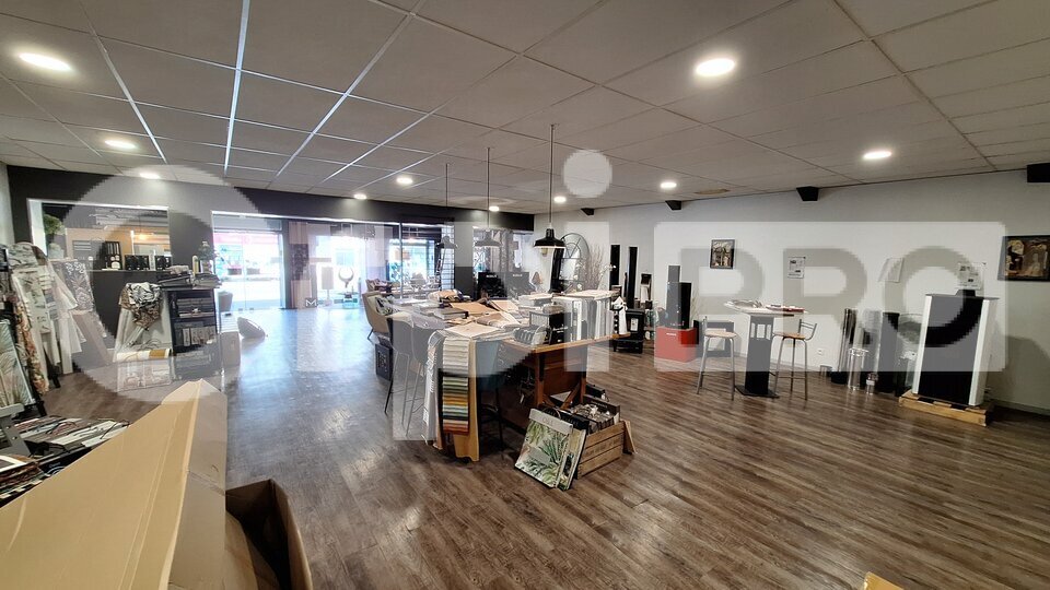 ORPI NA AND CO IMMOBILIER LOCATION-LOCAL COMMERCIAL-SOISSONS-02