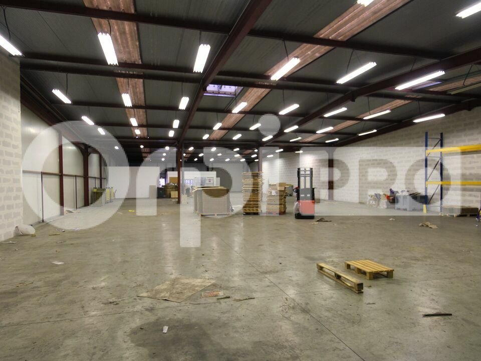 ORPI NA AND CO IMMOBILIER LOCATION-LOCAL D'ACTIVITE-SOISSONS-02