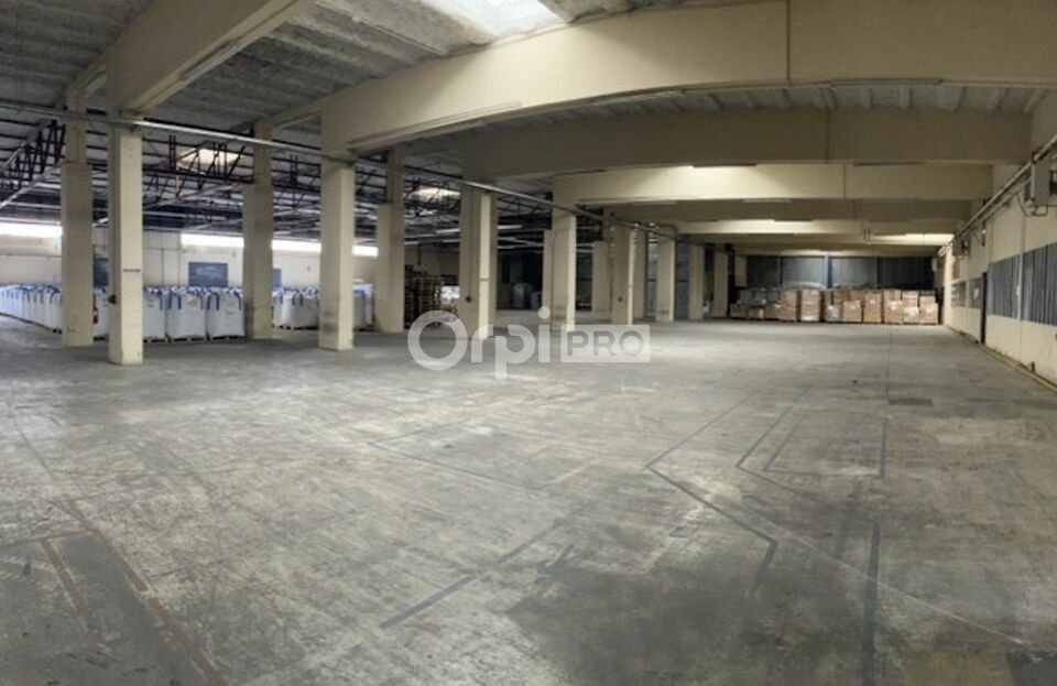 DORIS METZGER IMMOBILIER LOCATION-ENTREPOT-LONGVIC-21