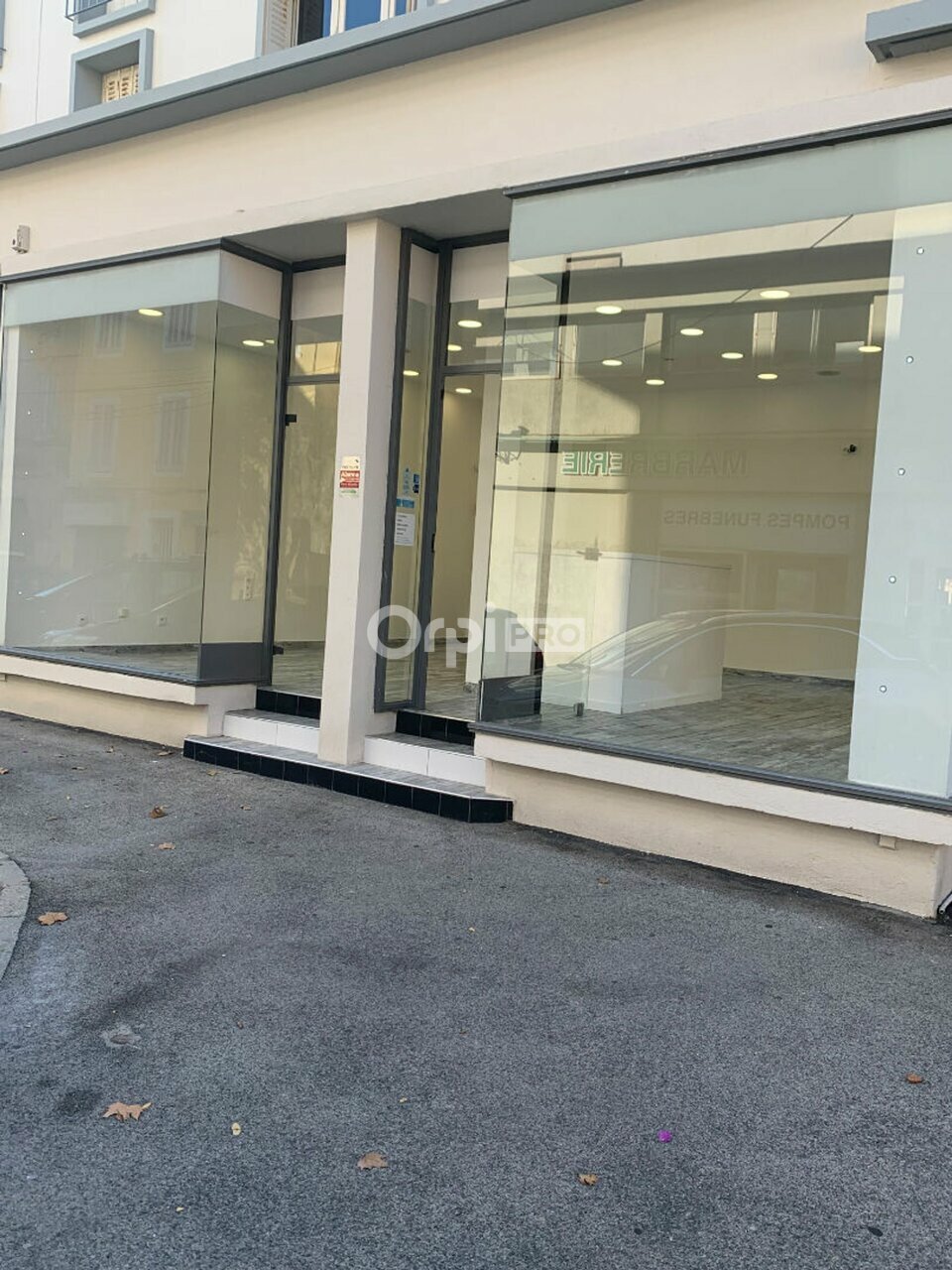 ORPI PAPAZIAN PRO VENTE-LOCAL COMMERCIAL-LA_SEYNE_SUR_MER-83