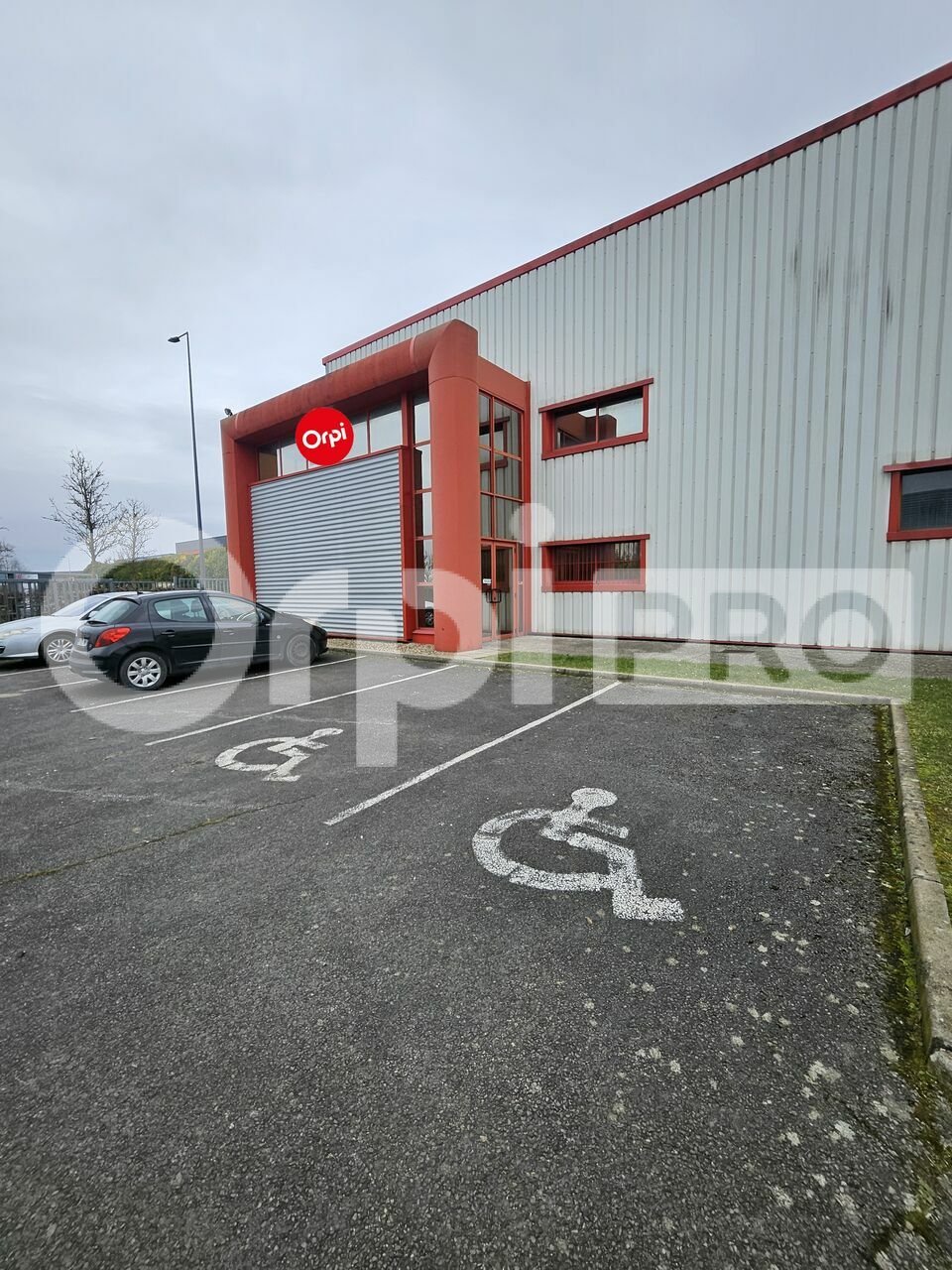 ORPI SARL COMPTOIR IMMOBILIER CHAMPENOIS LOCATION-BUREAUX-REIMS-51