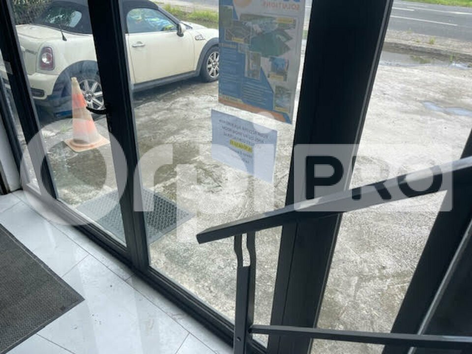 ORPI AGENCE BOUTAREL LOCATION-LOCAL COMMERCIAL-BAIE_MAHAULT-97