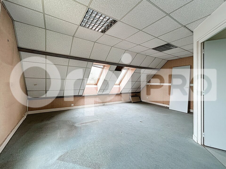 ORPI DHOURY IMMOBILIER LOCATION-BUREAUX-CLERMONT-60