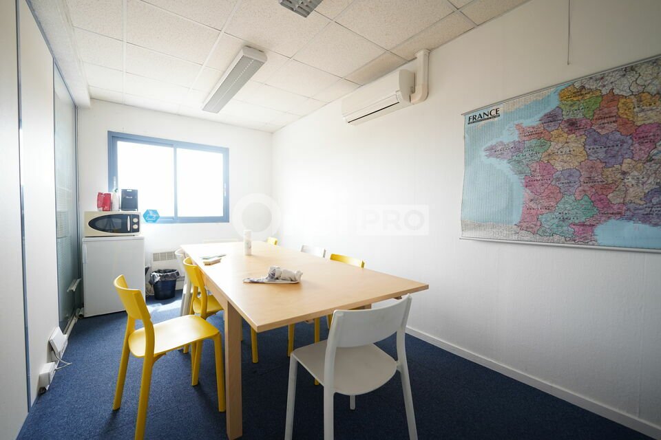 ORPI MYRIAD CONSEIL LOCATION-BUREAUX-CHASSIEU-69