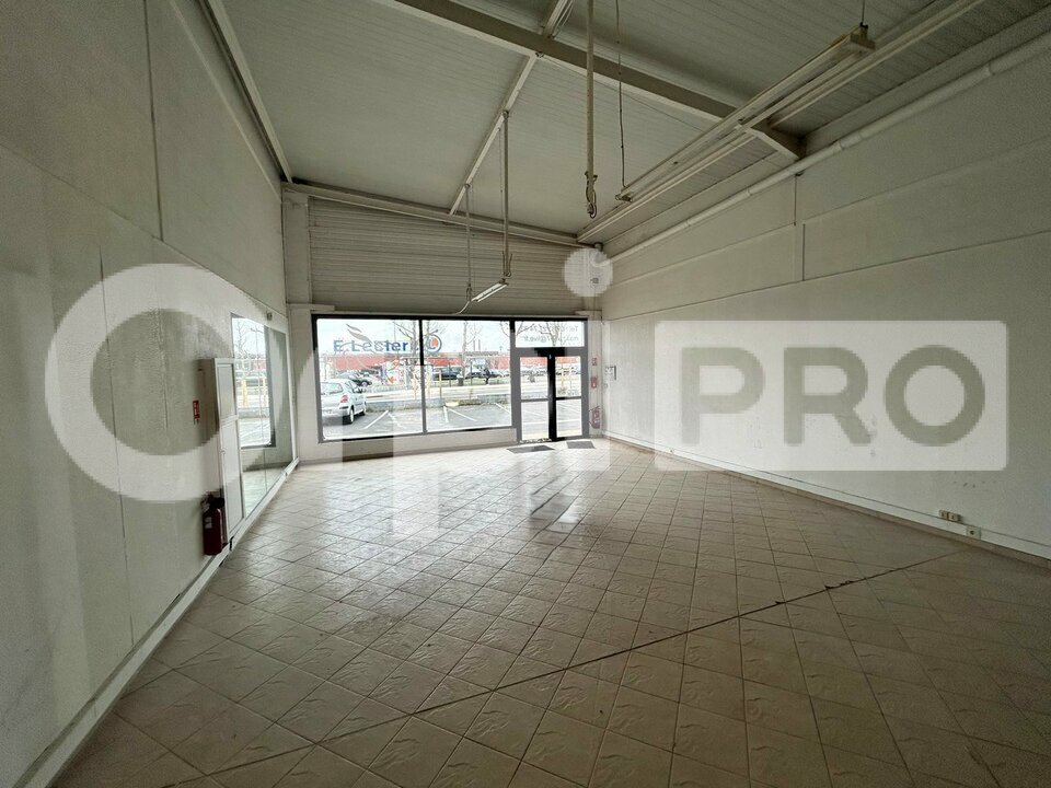 ORPI IMMO ENTRE PRO LOCATION-LOCAL COMMERCIAL-DAMMARIE-LES-LYS-77