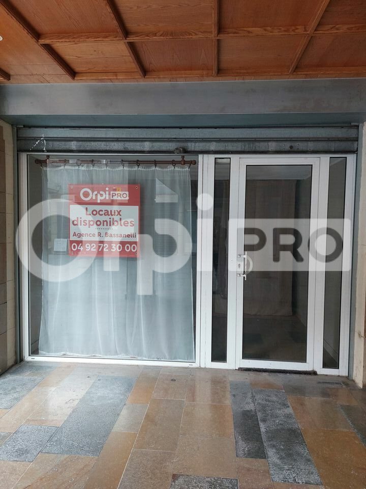 ORPI AGENCE R BASSANELLI LOCATION-LOCAL COMMERCIAL-MANOSQUE-04
