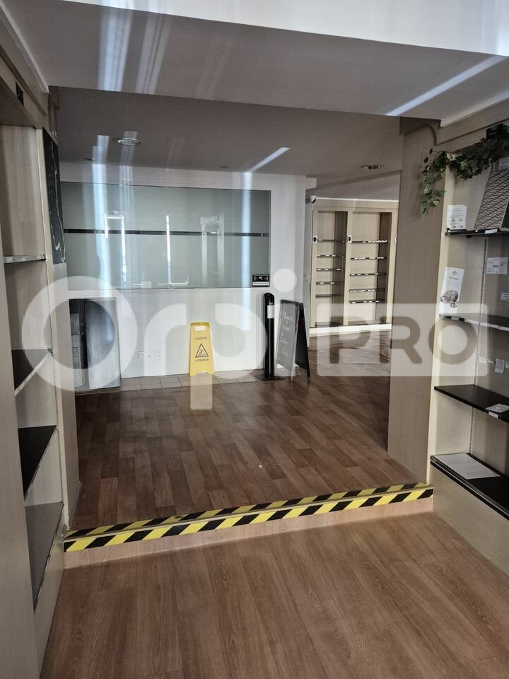 ORPI SARL COMPTOIR IMMOBILIER CHAMPENOIS LOCATION-LOCAL COMMERCIAL-EPERNAY-51