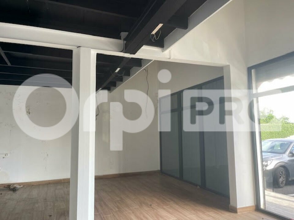 ORPI AGENCE BOUTAREL LOCATION-LOCAL COMMERCIAL-BAIE_MAHAULT-97