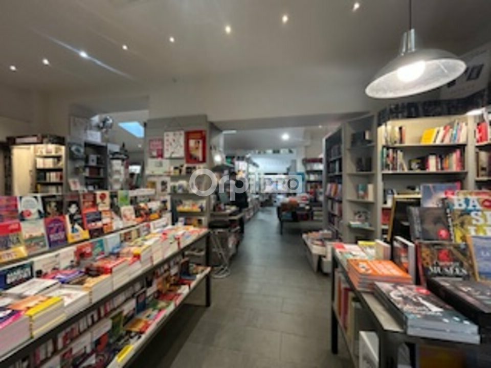 AGERIM CARRE D'OR CESSION-LOCAL COMMERCIAL-ANTIBES-06