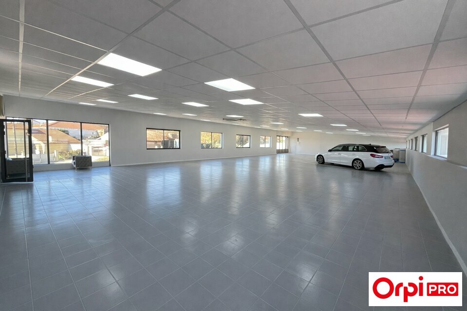 ORPI LSI VAL D'OZON LOCATION-LOCAL COMMERCIAL-CHUZELLES-38