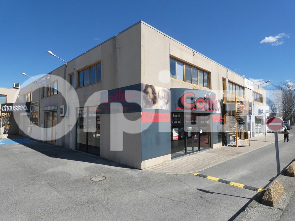 ORPI AGENCE R BASSANELLI LOCATION-LOCAL COMMERCIAL-MANOSQUE-04