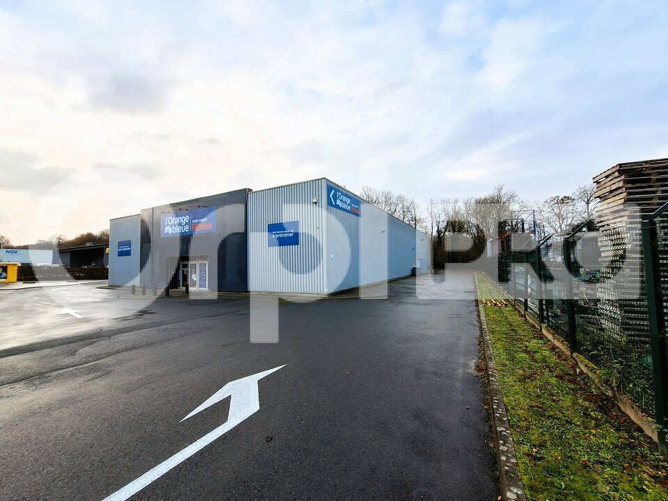 ORPI NA AND CO IMMOBILIER LOCATION-LOCAL COMMERCIAL-VILLERS-COTTERETS-02