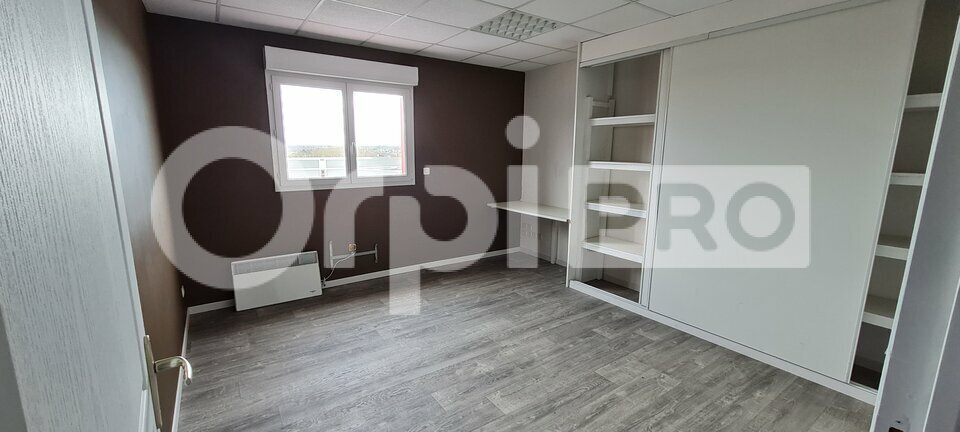 ORPI TRISKELL HABITAT ET ENTREPRISE LOCATION-BUREAUX-YFFINIAC-22