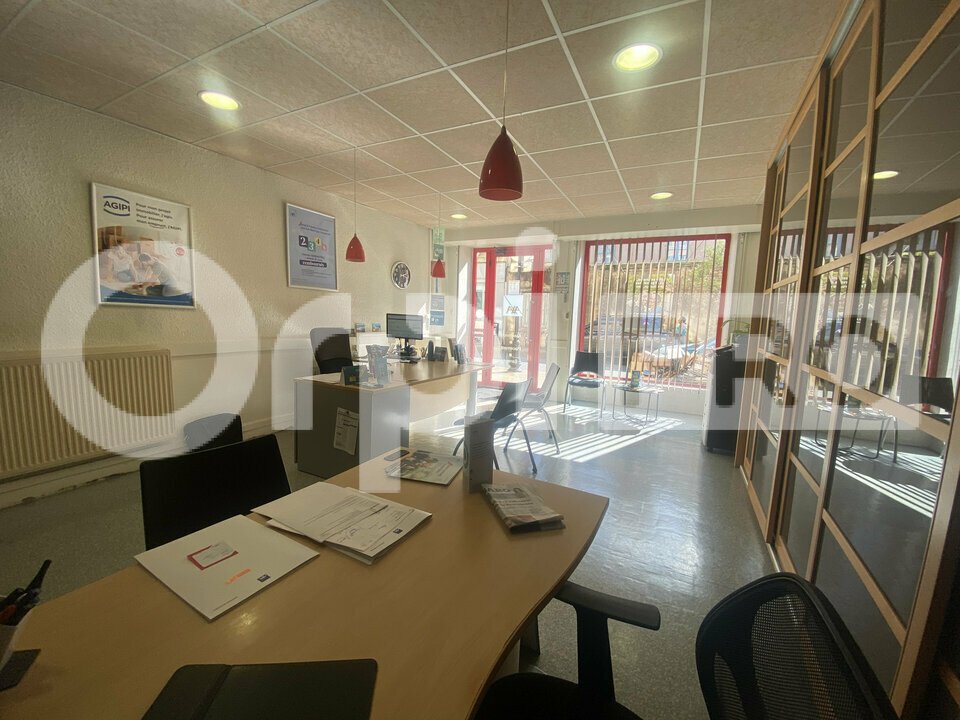 ORPI SAS DIRECT HABITAT VENTE-LOCAL COMMERCIAL-TREVOUX-01